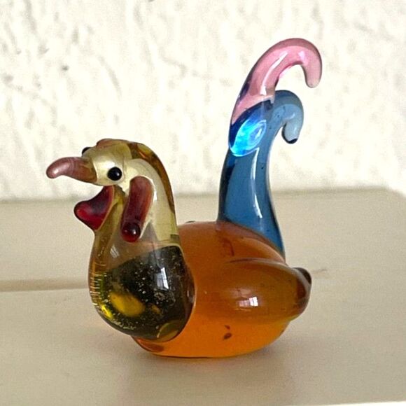 Ganz World Miniature Mini Glass HEN Chicken Rooster Collectible Figurine 1 3/4" - Picture 1 of 6